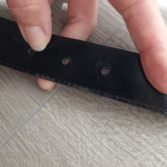 Omega Genuine Bonded Black Leather Belt with Gold X Trim and Buckle Size Medium - Picture 6 of 9